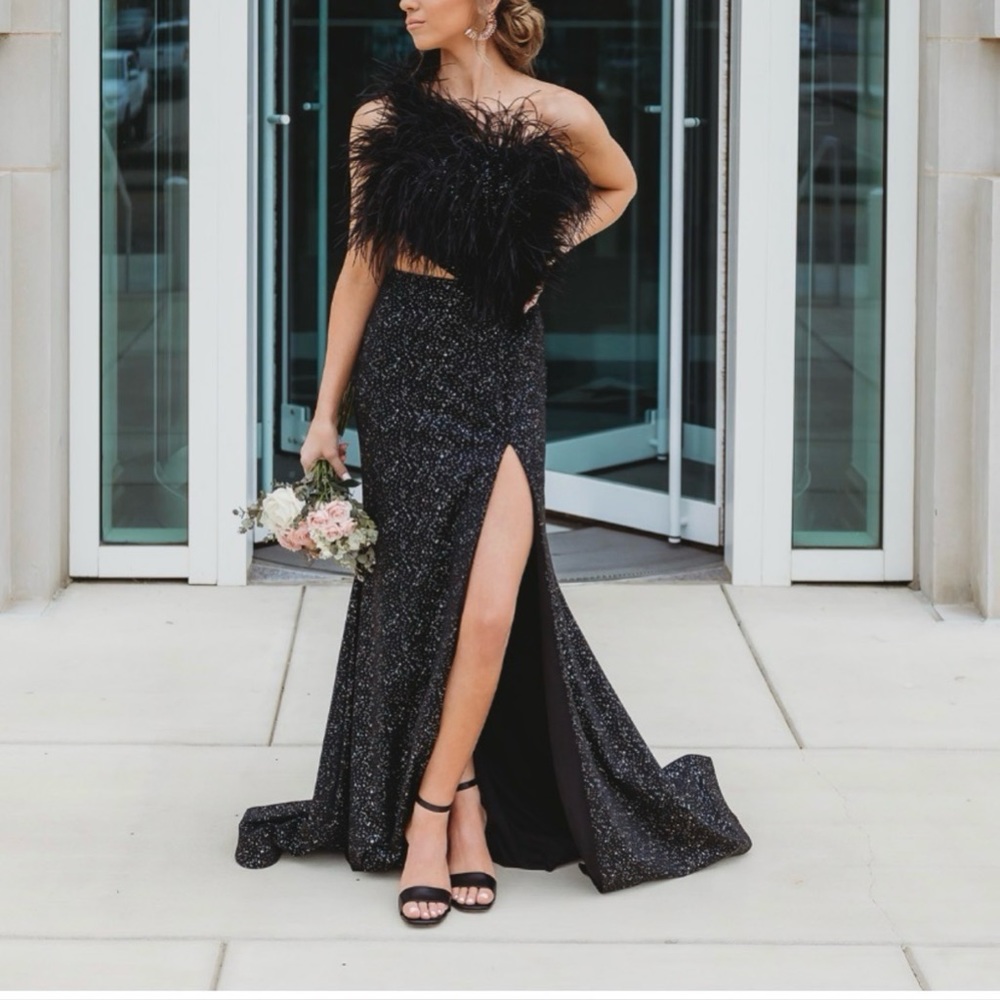 Ava Presley Prom Dress Black Size- 0
